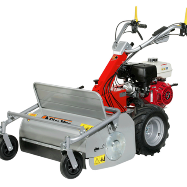 OLEO-MAC PEDESTRIAN FLAIL MOWER